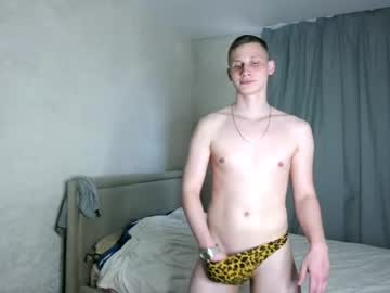 couple
        candyf0xy cam image #2634620