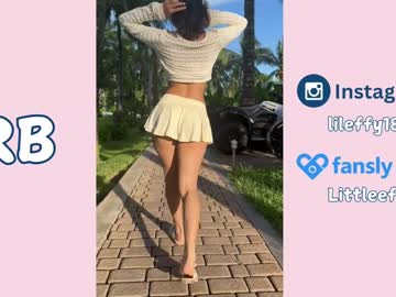 girl
        little_effy18_ cam image #3810450