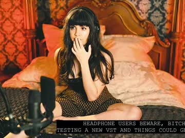 girl
        ingennui cam image #690221
