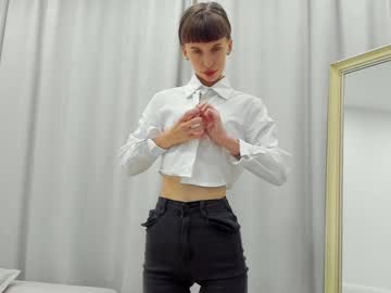 girl
        flowerofsin2001 cam image #1501071
