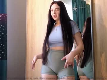 girl
        small_blondee cam image #2542005