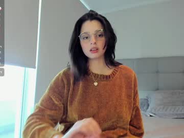 girl
        yourfreakygirl cam image #4422323