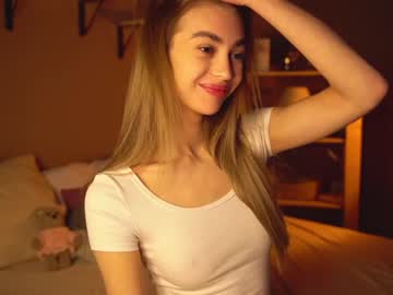 girl
        cuteelsa_ cam image #2188978