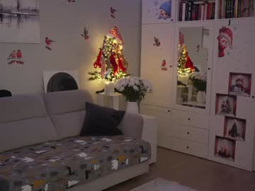girl
        _blackbee_ cam image #3823753