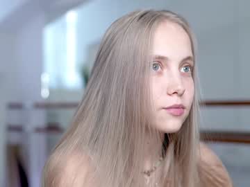 girl
        appr0ved cam image #3401100