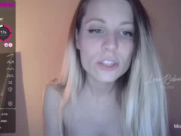 girl
        lacie_richards cam image #1387951