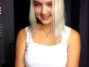 girl
        beverly_hillls cam image #2112519
