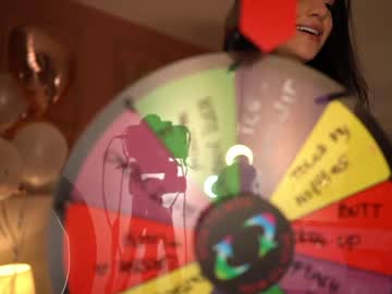 girl
        winona__ cam image #2588377