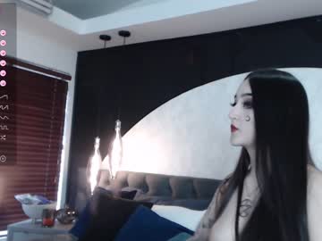 girl
        charlotte_germanotta_ cam image #2295655