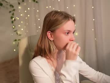 girl
        cyberprincess_ cam image #3699570