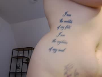 girl
        allayah cam image #4353400