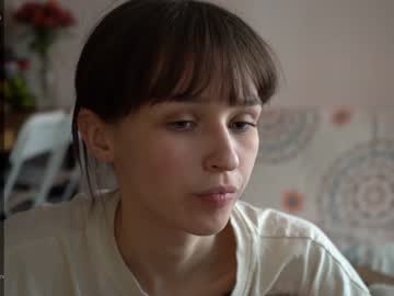 girl
        diruriru cam image #2576729