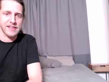 couple
        sexystonercouple42000 cam image #2704757
