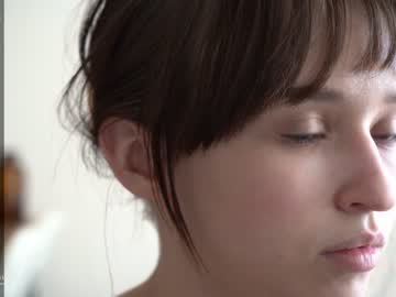 girl
        diruriru cam image #2706063