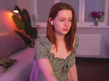 girl
        toxl cam image #4479032