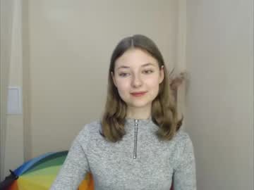 girl
        vivien_leight cam image #698334