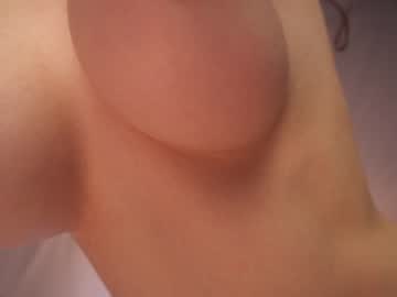 girl
        sunny_maria cam image #2584339