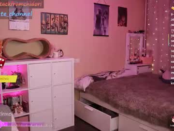 girl
        yourcutewaifu cam image #4163477