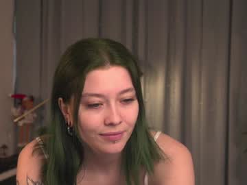 girl
        kina_ka cam image #3868854