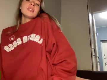 girl
        angel_from_sky cam image #2165277