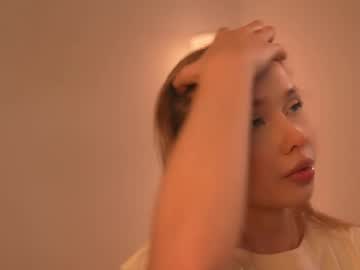 girl
        april_blush cam image #4162852