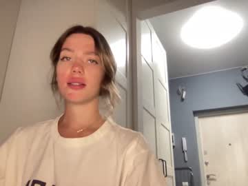 girl
        angel_from_sky cam image #719108