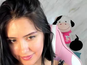 girl
        allisonpalmer cam image #1404820