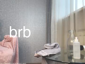 girl
        honey_sunshine cam image #4305955