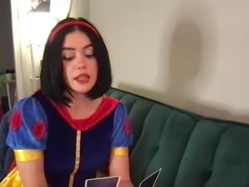 girl
        littlesugarpea cam image #1746854