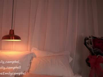 girl
        emiilycampbell cam image #4423877