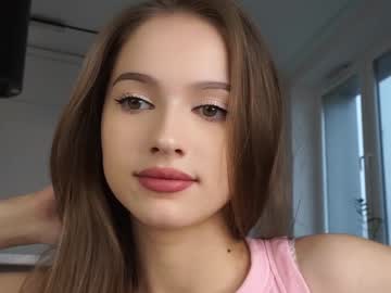 girl
        hecola cam image #3534308