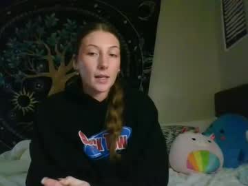 girl
        daisydylan cam image #2230697