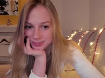 girl
        magic_couple13 cam image #2099344
