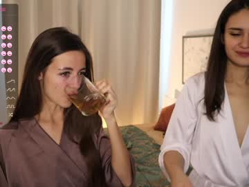 couple
        wine_on_lips cam image #1911336