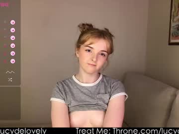 girl
        lucydelovely cam image #4189019