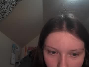girl
        astridbaker69 cam image #2235872