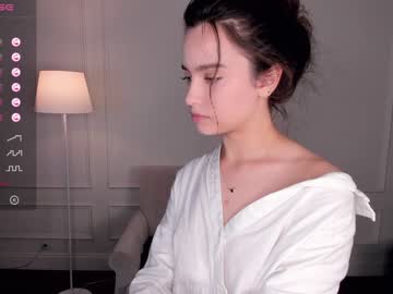 girl
        kopiily cam image #1569944