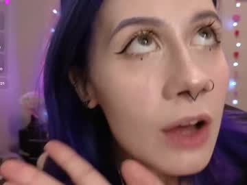 girl
        christy_memeow cam image #4236014
