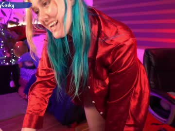 girl
        ziny_cosky cam image #1656402