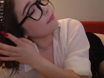 girl
        kimi_kay cam image #3089695