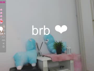 girl
        small_blondee cam image #194001