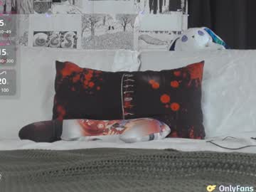 girl
        yogendub cam image #3800704