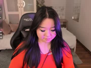 girl
        mei_honey cam image #3606411