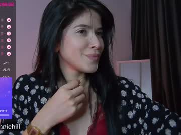 girl
        anniehillofficial_ cam image #1354533