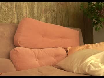 girl
        mona_elisa cam image #3879237