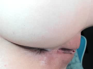girl
        _witch__ cam image #438953