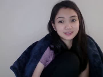 girl
        london_tipton cam image #1955446