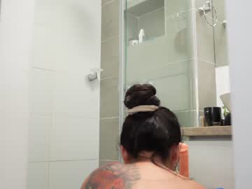 girl
        sweetsthep22 cam image #1678421