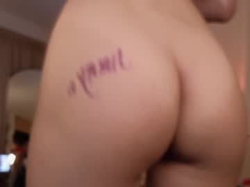 girl
        maxine_8 cam image #1378189