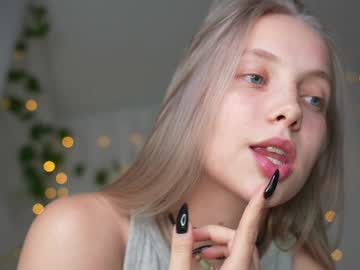 girl
        appr0ved cam image #3536993